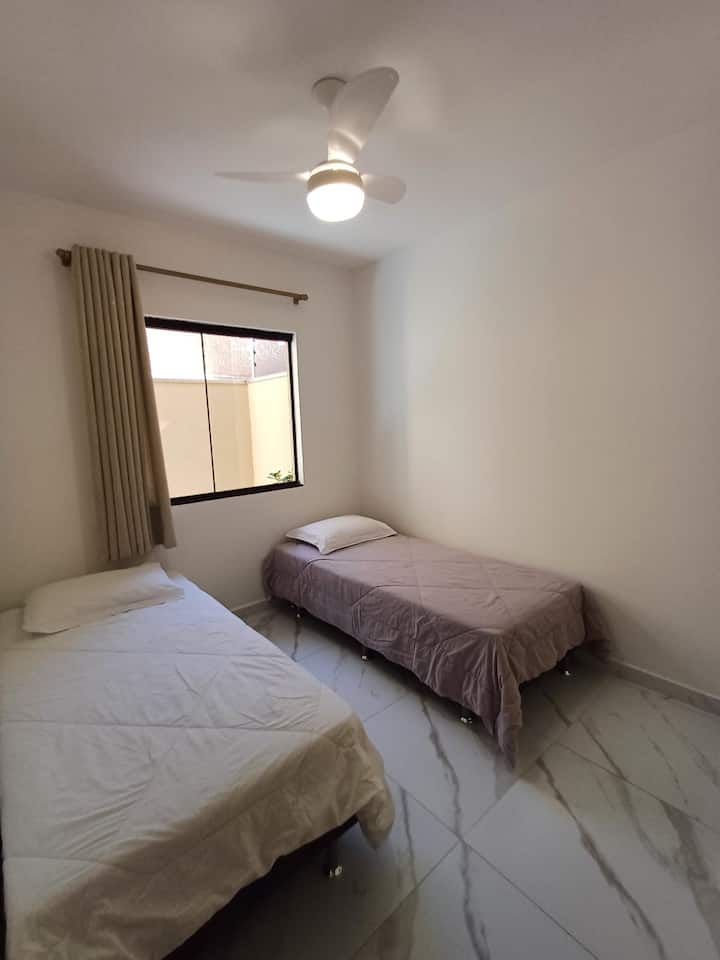 Posteľná bielizeň a kúpeľňa nie sú k dispozícii.