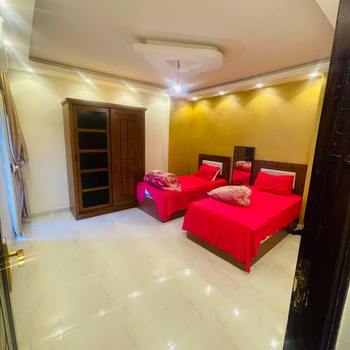 غرفة النوم 2