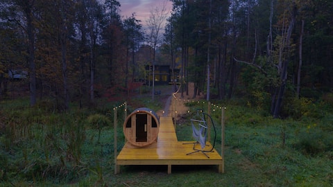 Lovers Escape! Riverside Sauna! Riverview Hot Tub