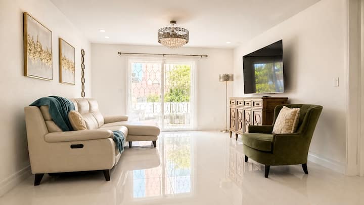 Guest House | Spa & Patio |Near Strip & Airport - Henderson, NV