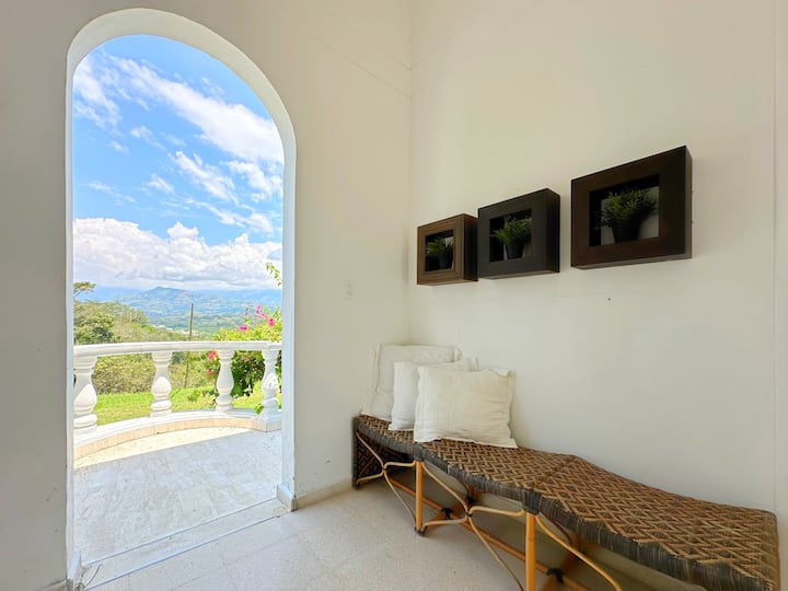 Entorno Natural Con La Mejor Vista Y Piscina - La Pintada