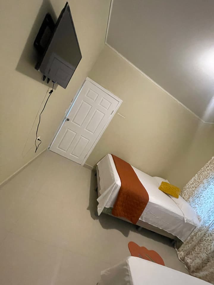 საძინებელი 2