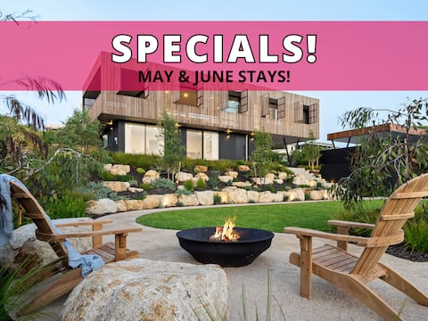 Lumiere-Stunning Coastal Retreat