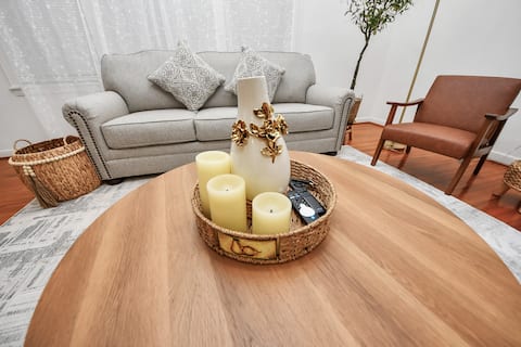 Top Airbnb: Heaven in Heart of MedicalCenter! in Medical Center Area