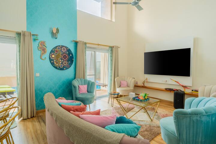 Living room image 4