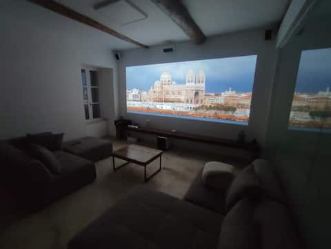 Top Airbnb: The Roméon Moment in Marseille