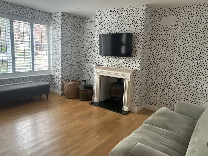 4 Bedroom House In Glasnevin - Ashbourne