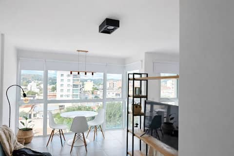 Top Airbnb: Downtown apartment with garage and mountain views en Tandil