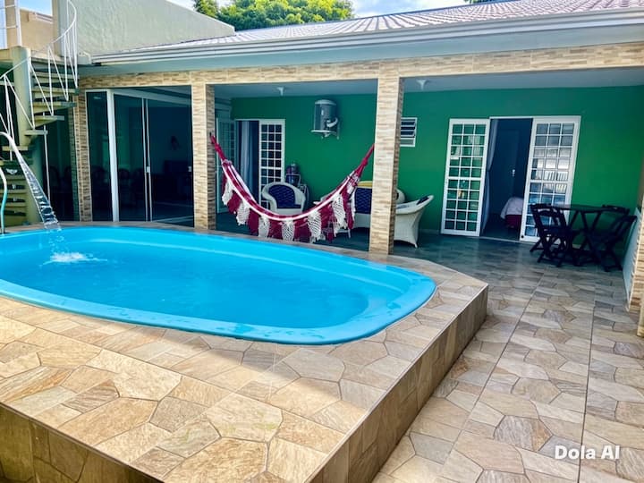 Casa Aconchegante Com Piscina Em Shangrilá - Paranaguá