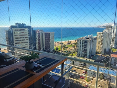 Apartment on the 22nd floor