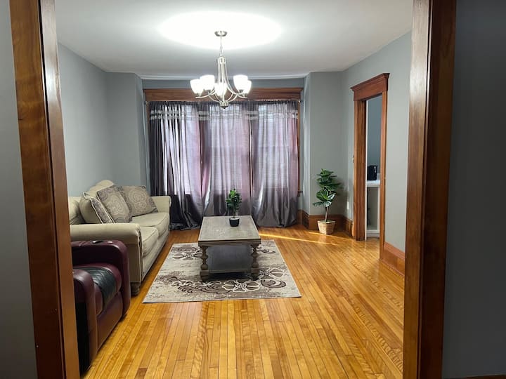 Spacious Bedroom For Rent - Worcester, MA