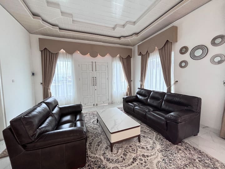Andesta Mountainview Home Stay - Bukittinggi