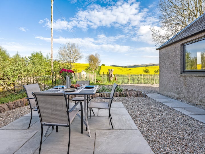 Newbigging Farm Cottage - Auchterarder