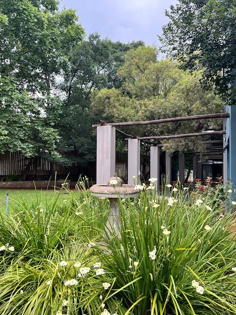Eden House-Flower Fountain