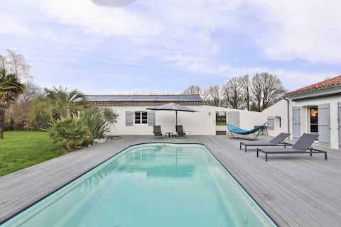 Villa Foyenne - with pool, hot tub and sauna