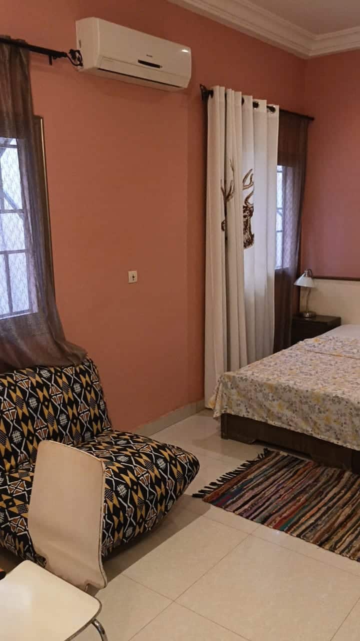 საძინებელი 1