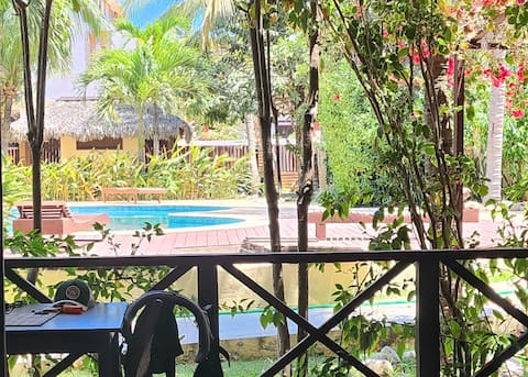 Stunning Tropical Oasis in Jeri