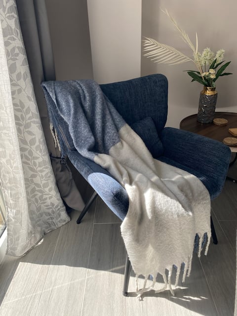 Successful Airbnb property: Sunny Acropolin 2 Bedroom Apartment with Balcony in ΚΟΥΚΑΚΙ