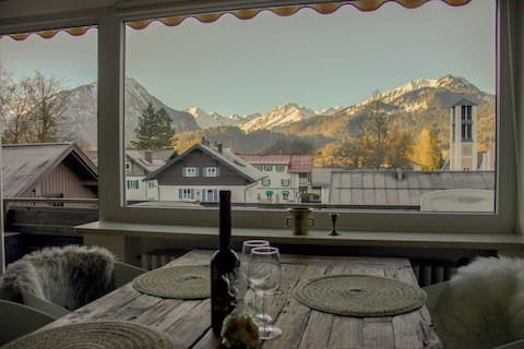 Popular Airbnb listing: Modern Alpine Haven – Surreal in Oberstdorf
