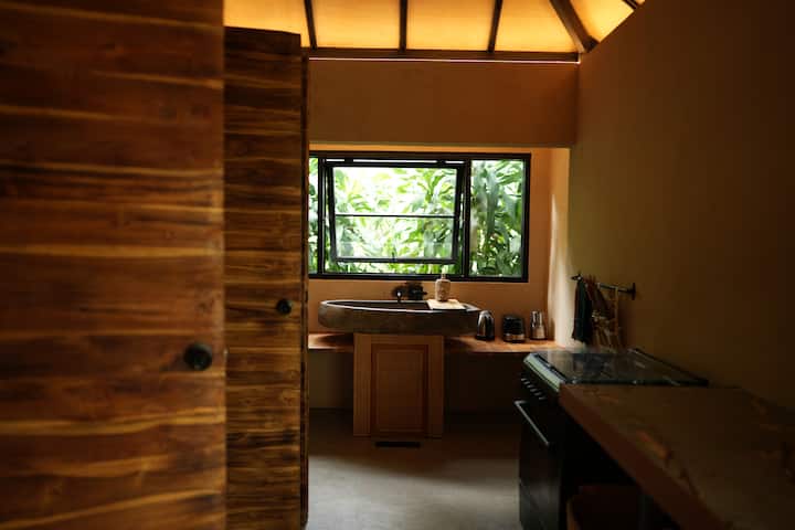 Tsunagari Cabin At Kawa Munduk - Munduk