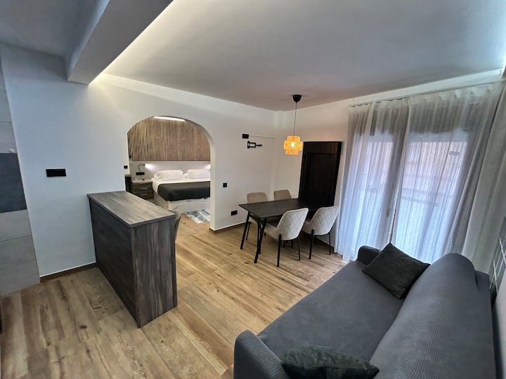 Loft Moderne Rénové à Deux Pas Du Métro - L'Hospitalet de Llobregat
