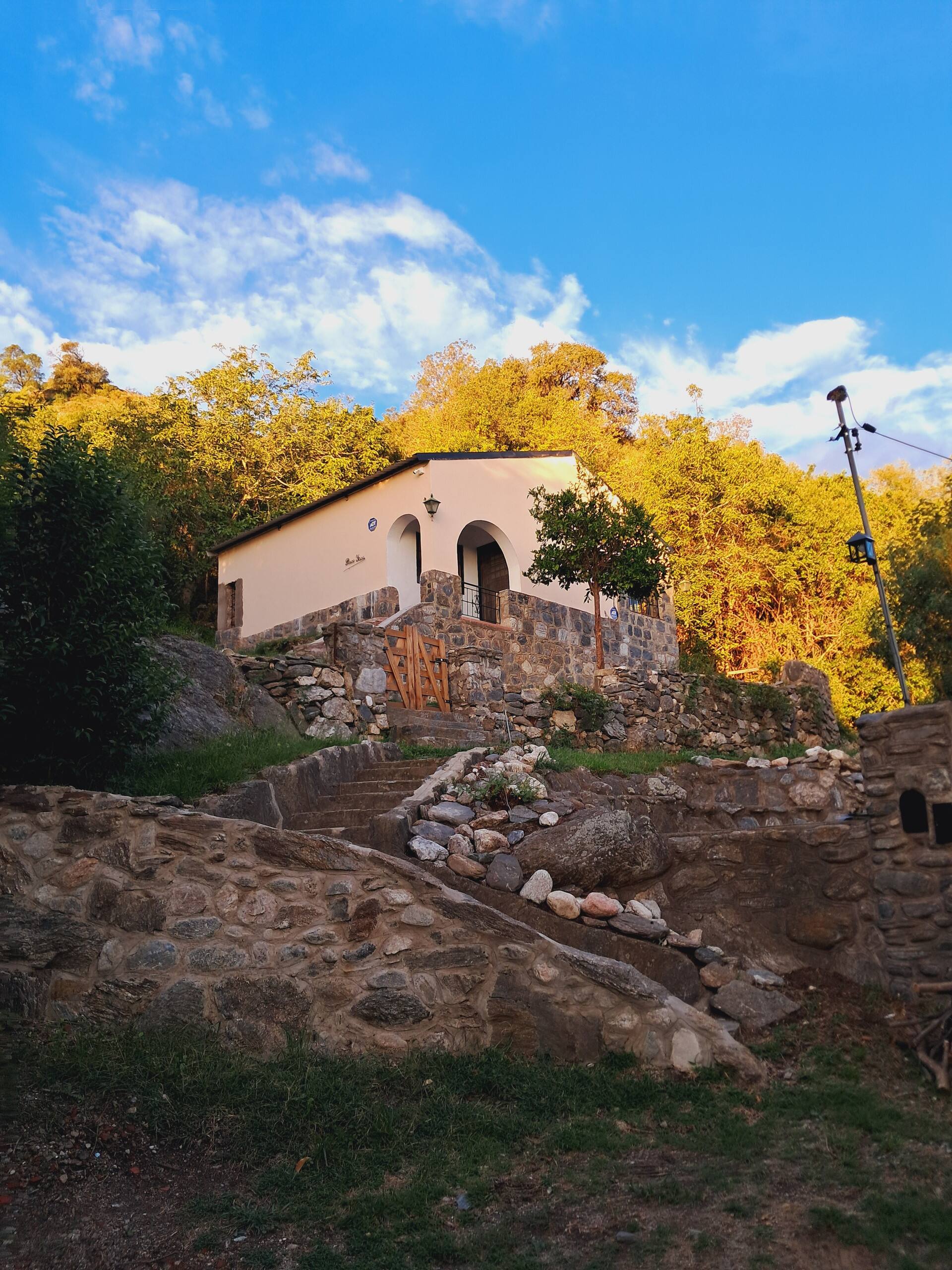 House in the mountains, Rincon del Este - Merlo SL