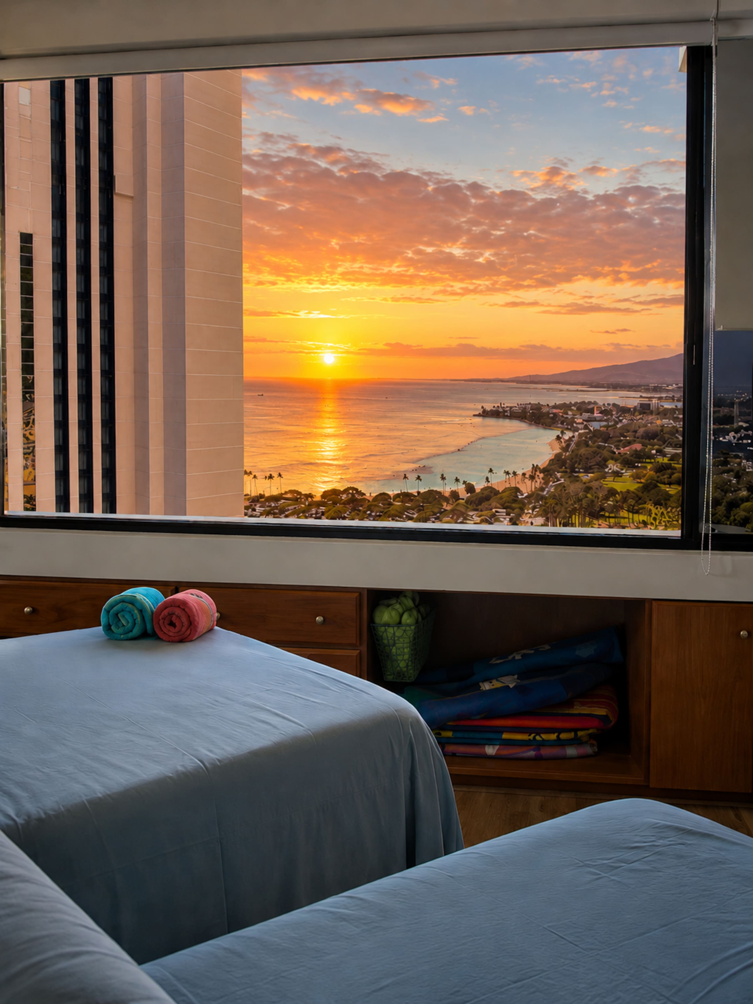 Condo in Honolulu · ★4.85 · 1 bedroom · 2 beds · 1 bath - Image 1