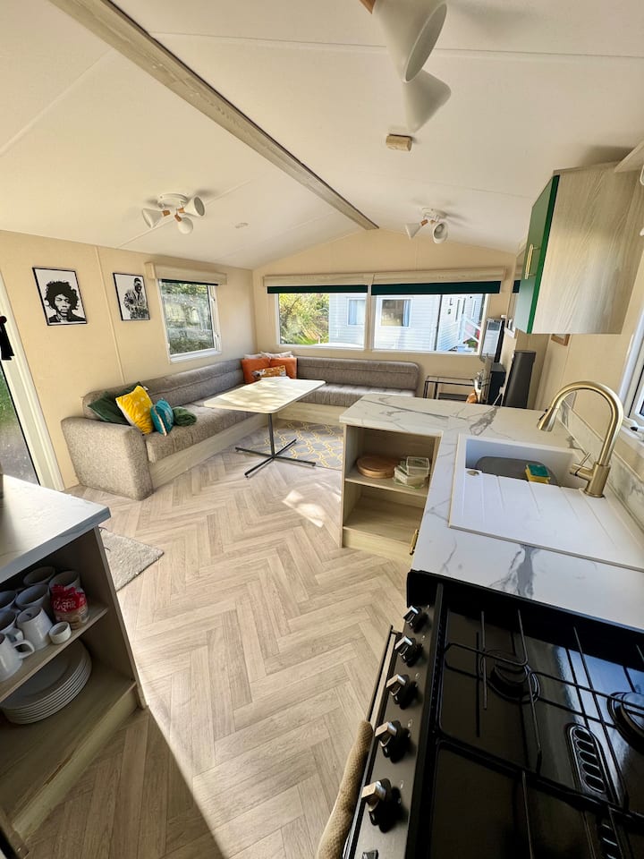 Caravan 45 Kensington - Lytham St Annes