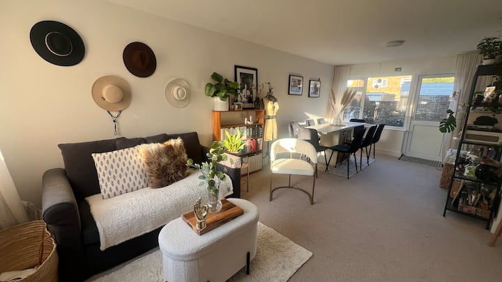Cosy Flat | Near City Center, Hosp. & Uni - Hampshire