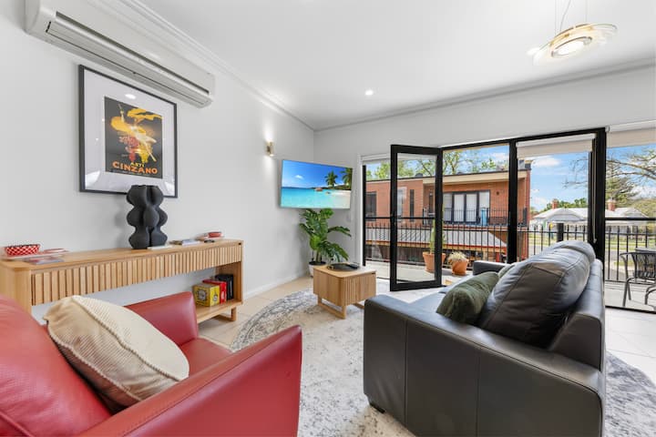 Modern Cbd Hideaway - 2 Mins To Bendigo Hospital - Bendigo