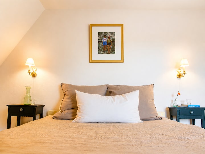 Schlafzimmer 1