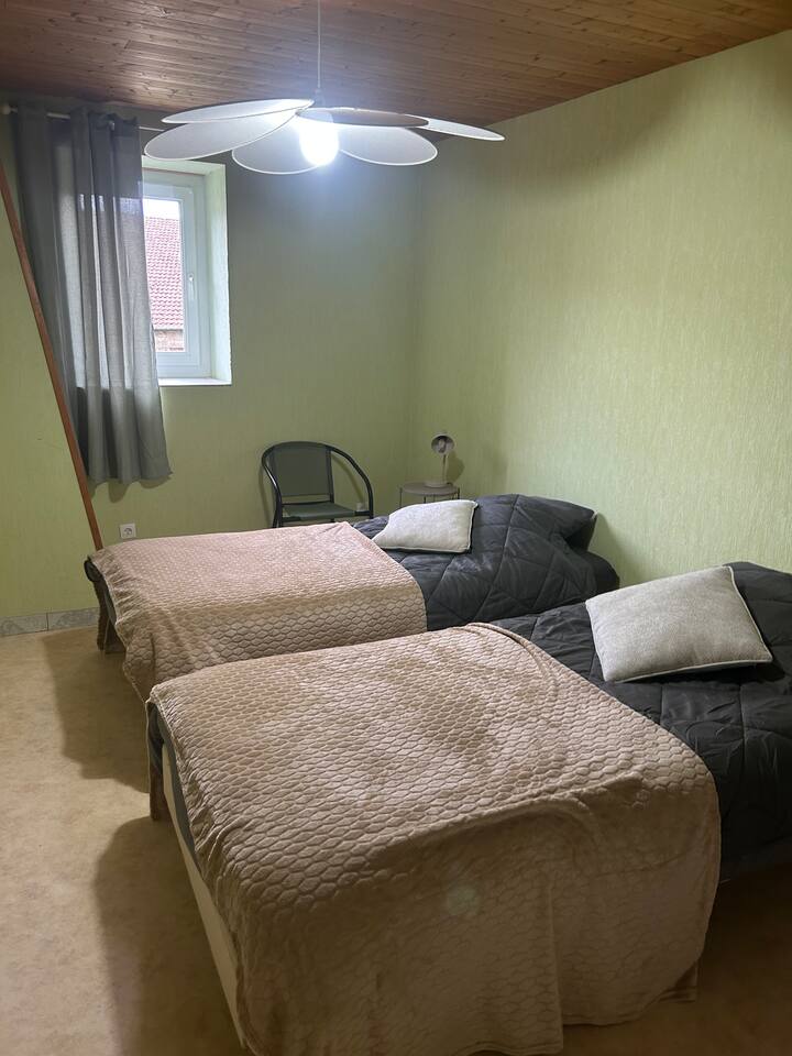 غرفة النوم 1