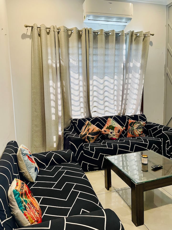 65" Led | Home Theatre | 3bhk | 2nd Floor | Family - Sahibzada Ajit Singh Nagar