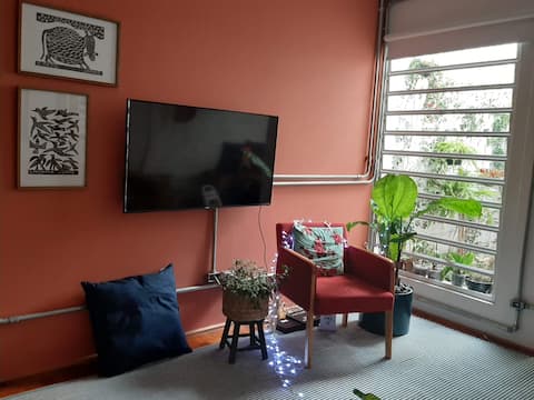 Successful Airbnb property: Cozy, practical and light in Perdizes