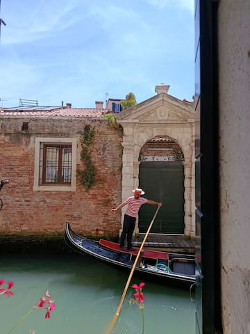 Rio Marin with romantic gondolas view & Patio