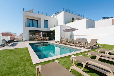 Antica Villa, luxury villa near the beach