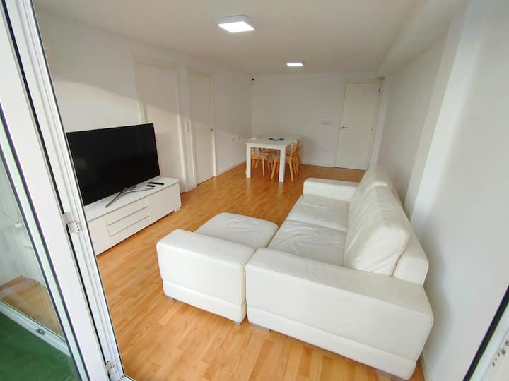 Lovely Apartment Near Center & Airport - Paterna