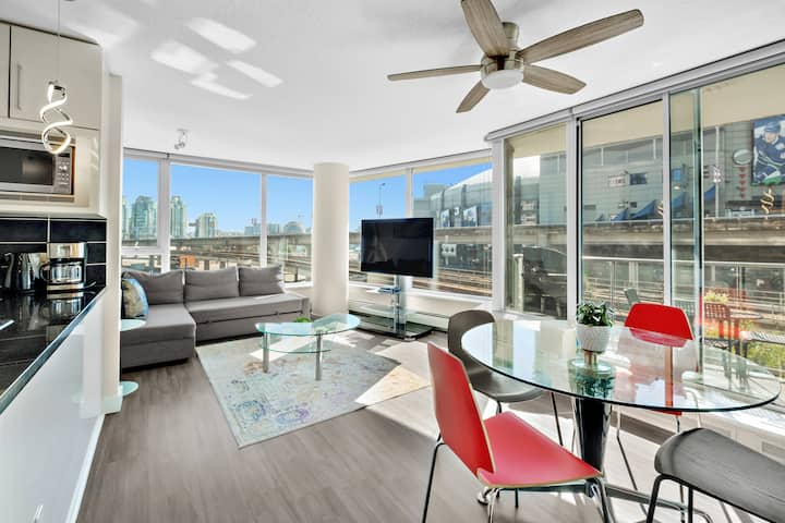 Downtown-2br+2bath+den+office+pk - Vancouver