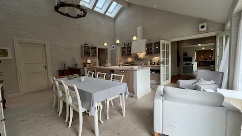 Fly Fishers House, hele huset