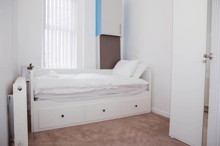 Спална соба 2