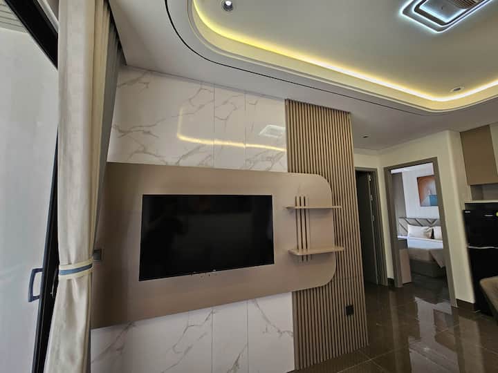 Aq - 2br Ext-free Pool,sauna,gym, Bbq Rooftop - Da Nang