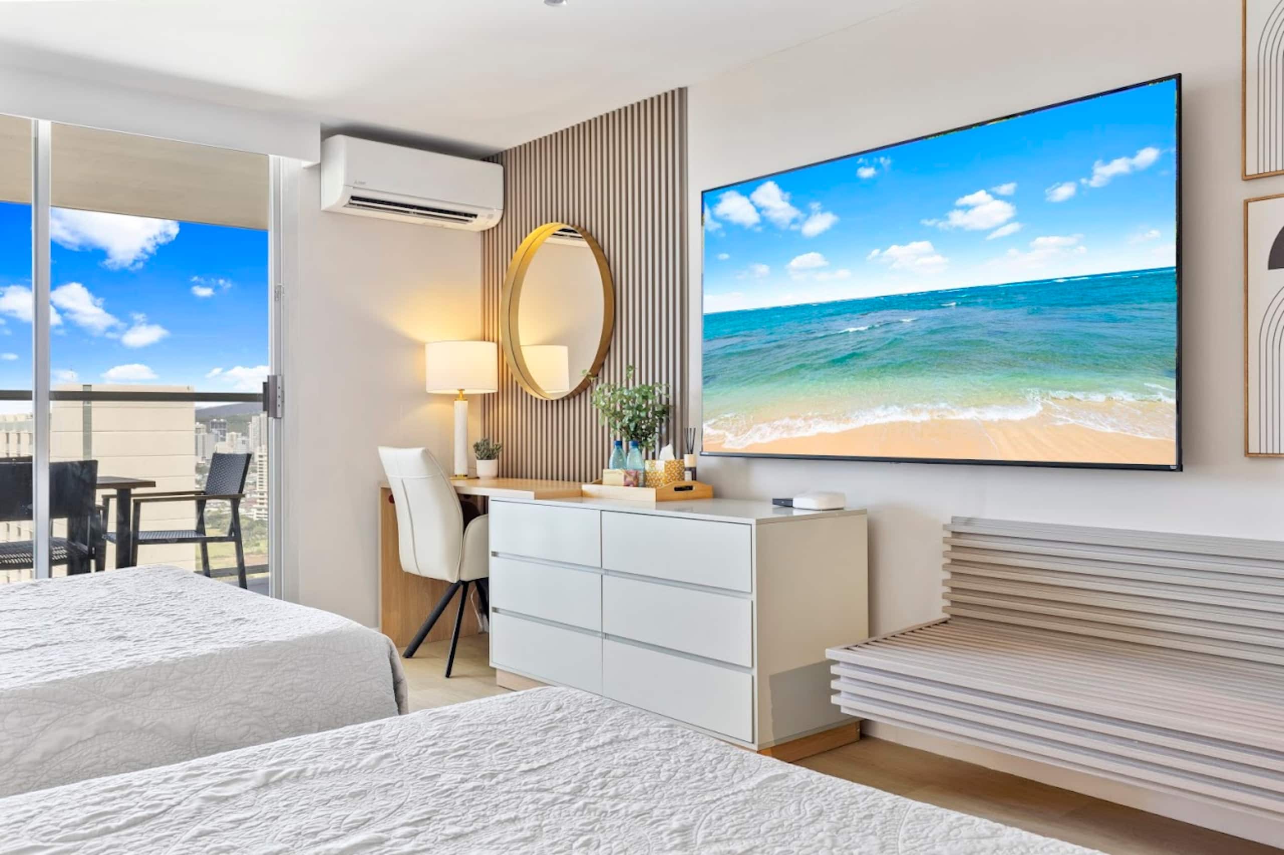 34F-Stunning Tropical Studio w/Ocean & City Views - Image 6
