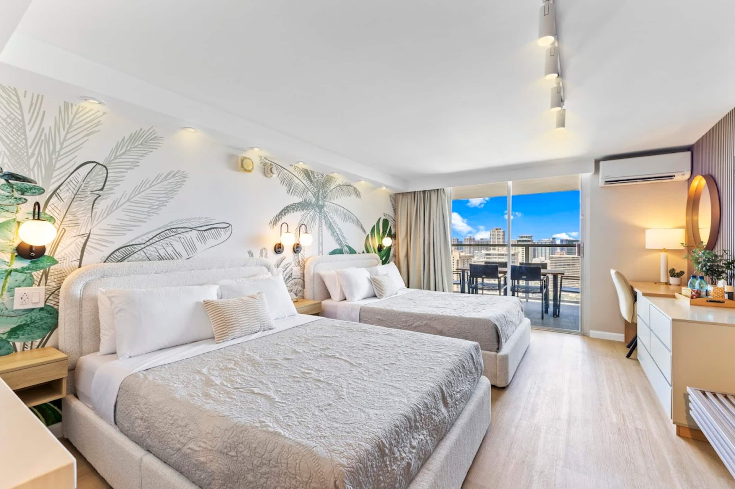 34F-Stunning Tropical Studio w/Ocean & City Views - Image 8