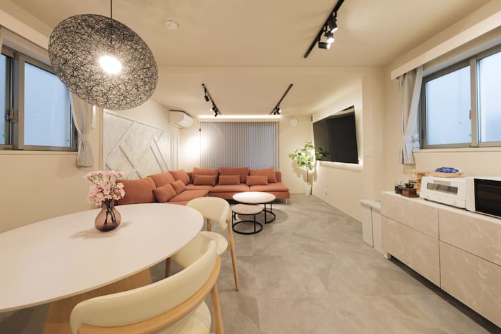 Stylish 86㎡ Home | 2 Baths | Near Shibuya & Train