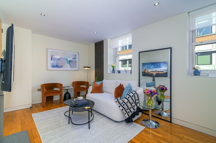 Luxury 2 bedroom flat in Mayfair London