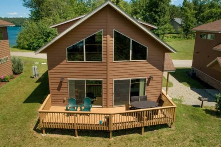 Cabin 109 - Open Loft/ Modern/clean/comfortable - Walker, MN