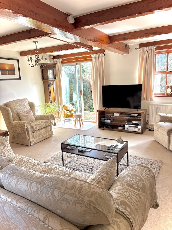 Arbour House - Large Detached Cosy Cottage - Horton in Ribblesdale