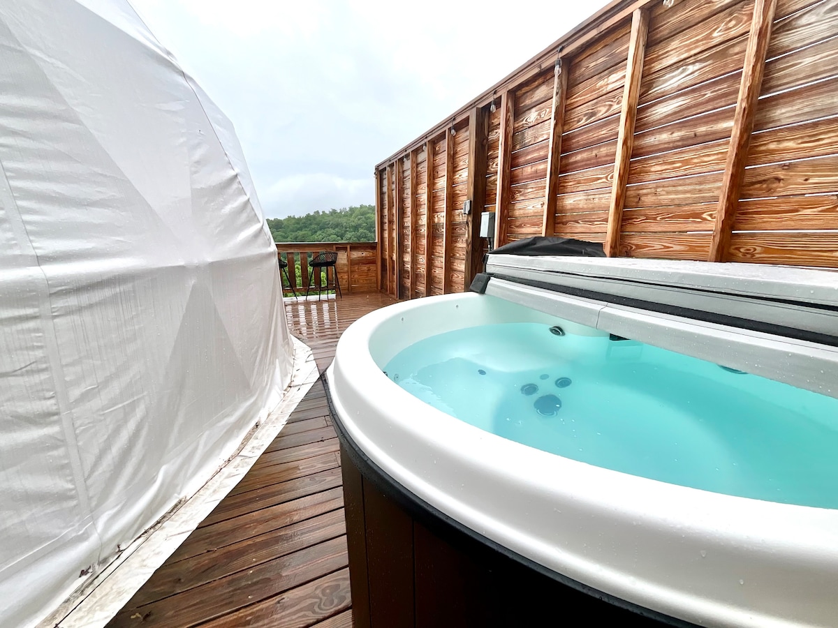 Hot Tub Dome | Epic Ridge Views | Hickory Heights - Dome houses