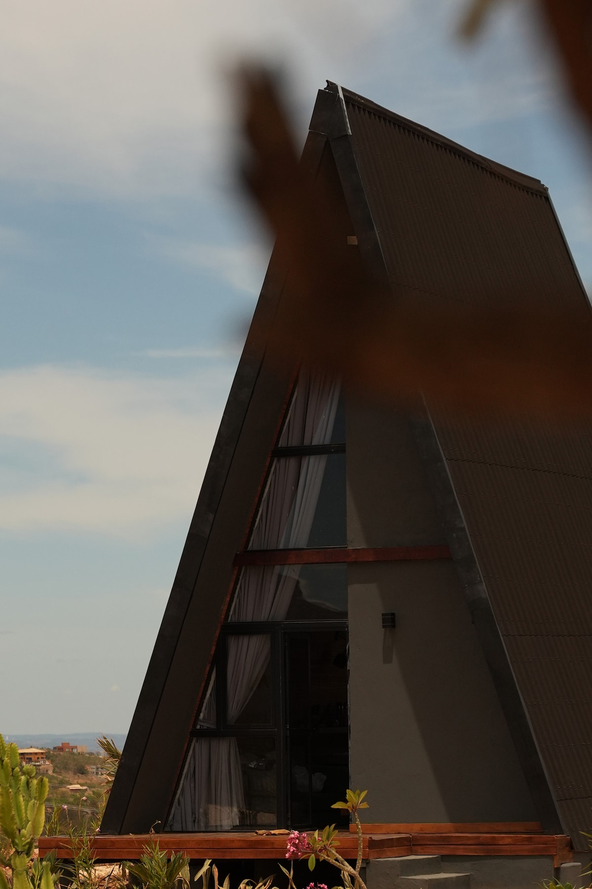 Chalé A-frame com ofurô