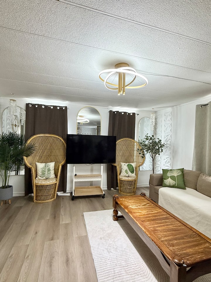 Kindersley Cabana With Boho Chairs - Kindersley